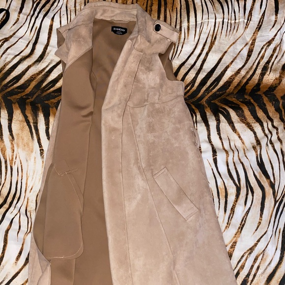 BEBE Faux Suede Tench Vest - Picture 3 of 7